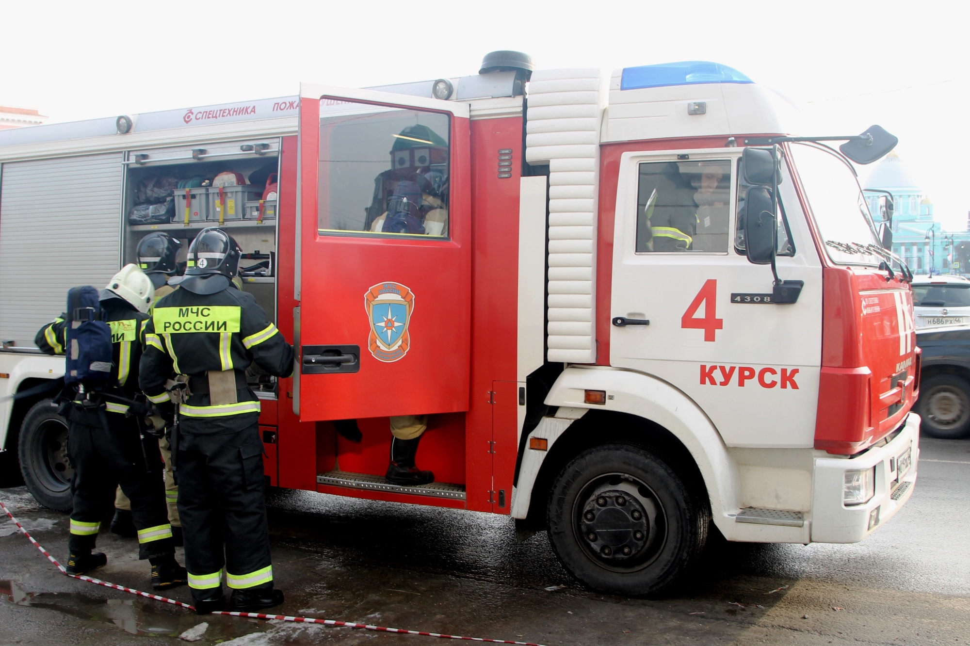 В центре Курска прошли учения пожарных | 17.02.2022 | Курск - БезФормата